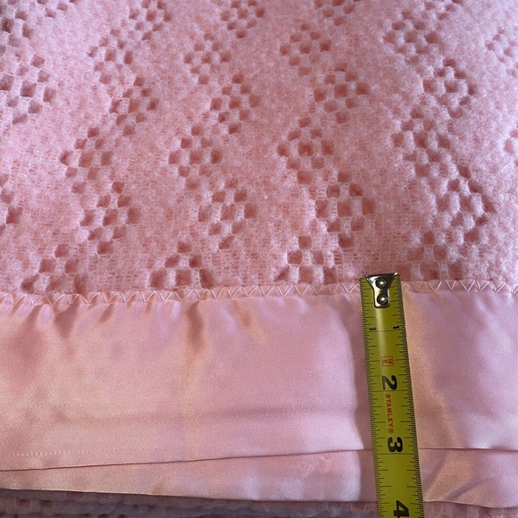 Vintage St Michael Satin Trim Pink Acrylic Blanket Made in UK Full Size 90x89 - Picture 11 of 16